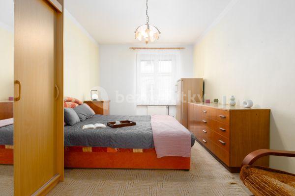 3 bedroom flat for sale, 67 m², Hradební, Cheb, Karlovarský Region