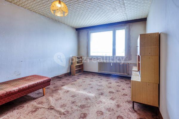1 bedroom flat for sale, 38 m², Žlutická, 