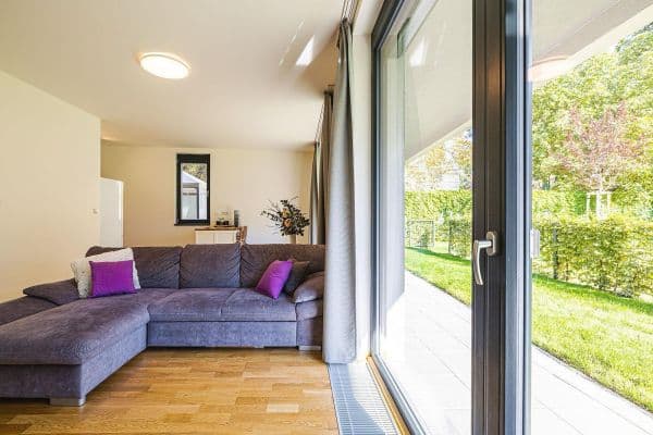 2 bedroom with open-plan kitchen flat for sale, 86 m², Dělnická, Praha 2 bedroom with open-plan kitchen flat for sale, 86 m², Dělnická, Praha