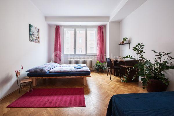 3 bedroom flat to rent, 86 m², Vrázova, Praha