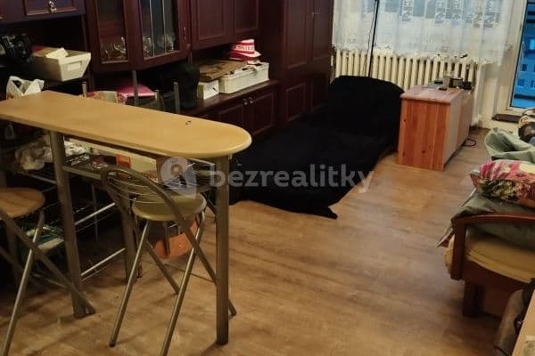 Small studio flat to rent, 28 m², Černého, Praha Small studio flat to rent, 28 m², Černého, Praha
