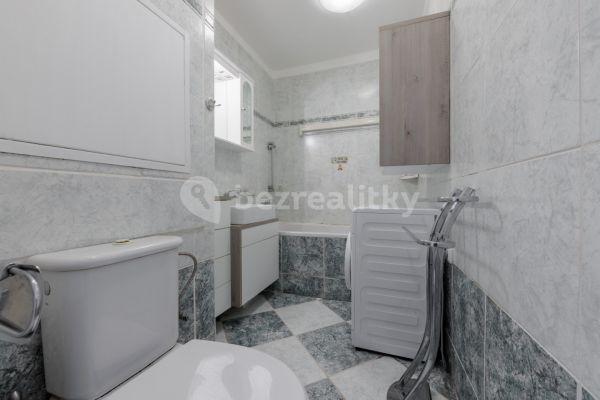 2 bedroom flat for sale, 62 m², Maďarská, Karlovy Vary, Karlovarský Region