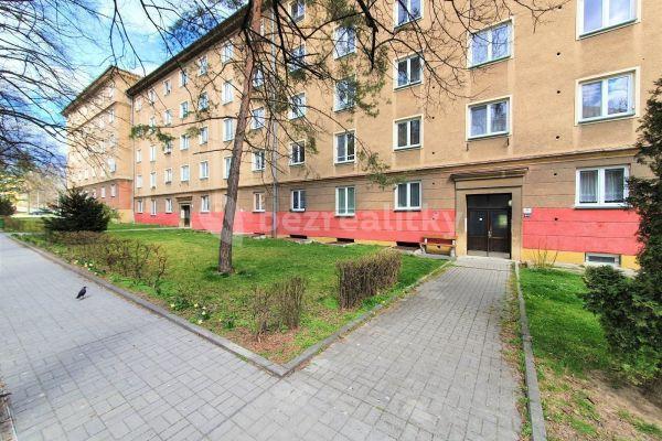 2 bedroom flat to rent, 57 m², Matěje Kopeckého, 