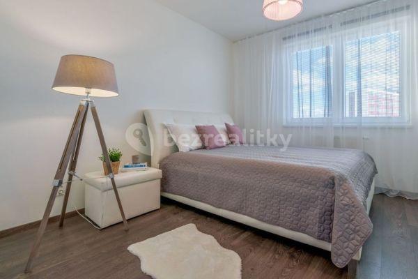 2 bedroom flat to rent, 58 m², Závadská, Rača