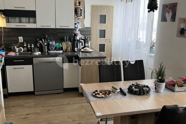 2 bedroom with open-plan kitchen flat for sale, 74 m², Suchá