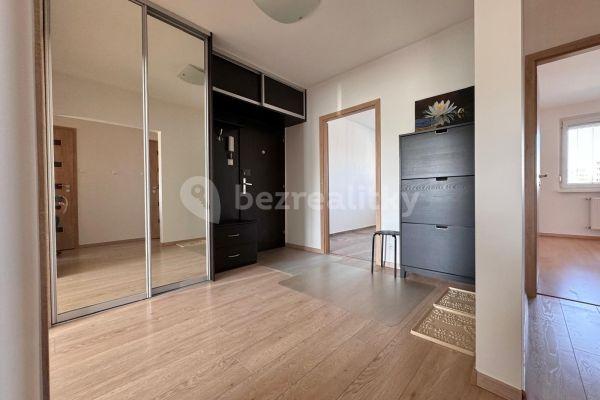 3 bedroom flat to rent, 68 m², Ševčenkova, Petržalka