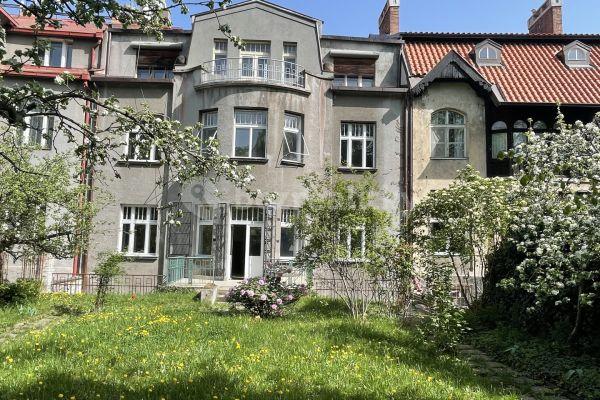 4 bedroom flat for sale, 172 m², Mickiewiczova, 