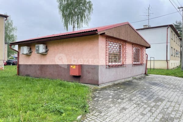 non-residential property for sale, 100 m², Přespolní, 