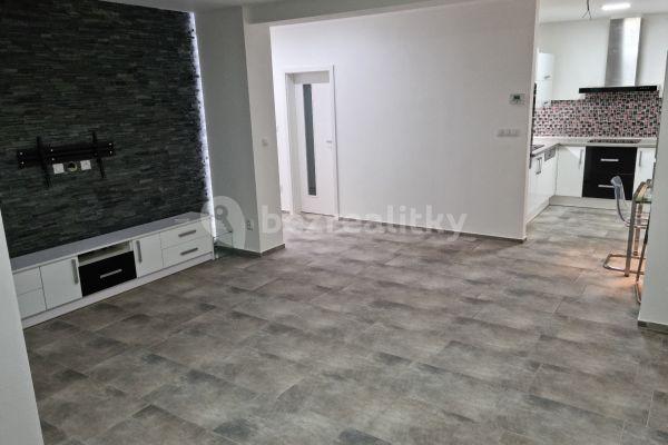 2 bedroom with open-plan kitchen flat to rent, 87 m², Žitná, Plzeň