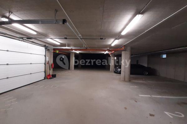 garage for sale, 16 m², Peškova, 