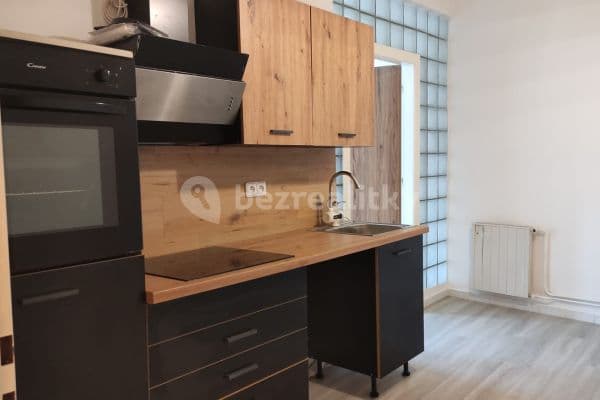 2 bedroom flat to rent, 65 m², Ostrožná, Opava