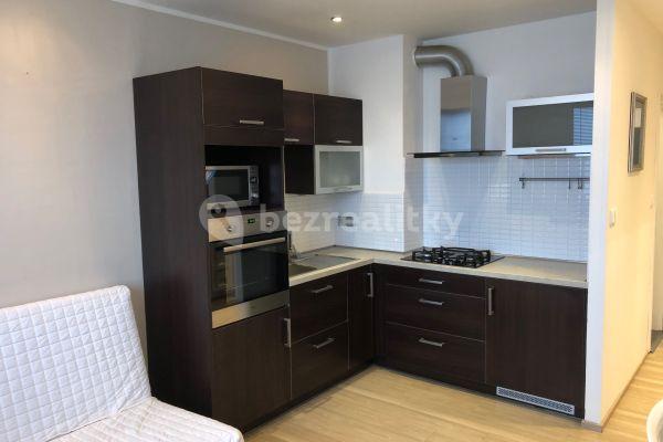 1 bedroom with open-plan kitchen flat for sale, 45 m², Žitná, Pardubice