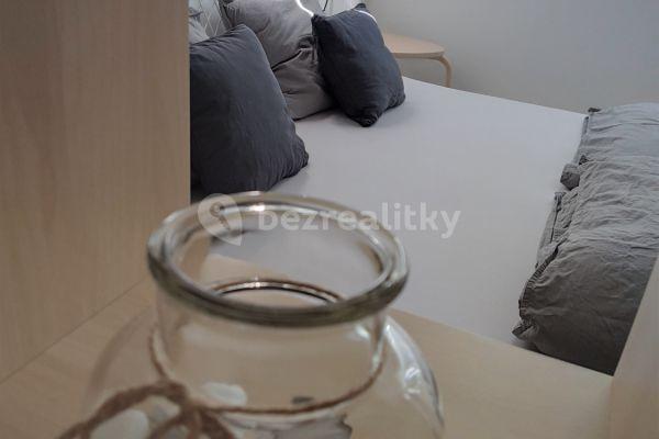 1 bedroom flat to rent, 40 m², Mamateyova, Bratislava