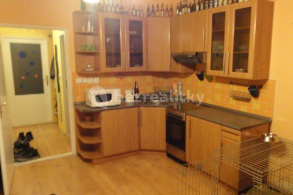 1 bedroom with open-plan kitchen flat for sale, 35 m², nám. 17. listopadu, Karlovy Vary