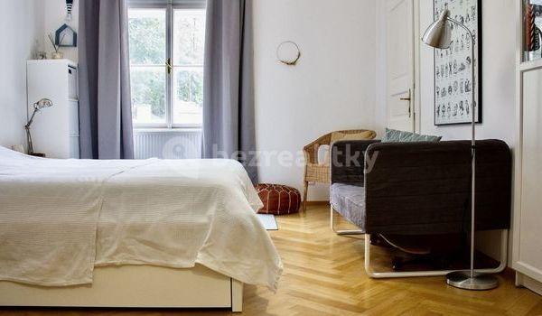 2 bedroom with open-plan kitchen flat to rent, 80 m², Slezská, Hlavní město Praha