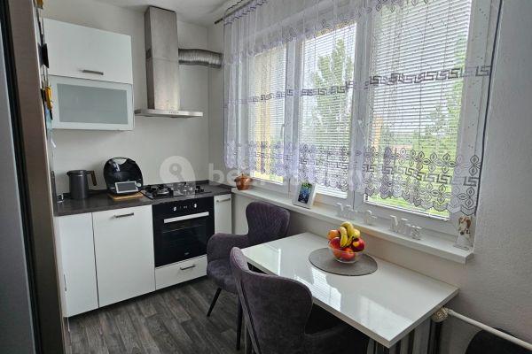 2 bedroom flat to rent, 53 m², Jasmínová, Hlavní město Praha