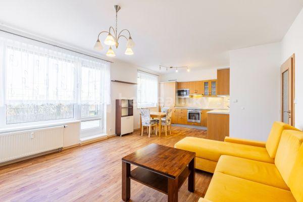 2 bedroom with open-plan kitchen flat to rent, 79 m², Werichova, Praha