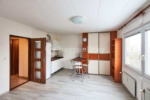 Studio flat for sale, 32 m², Houdova, Hlavní město Praha
