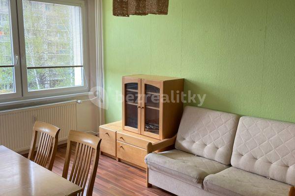 1 bedroom with open-plan kitchen flat for sale, 48 m², Gagarinova, Pardubice