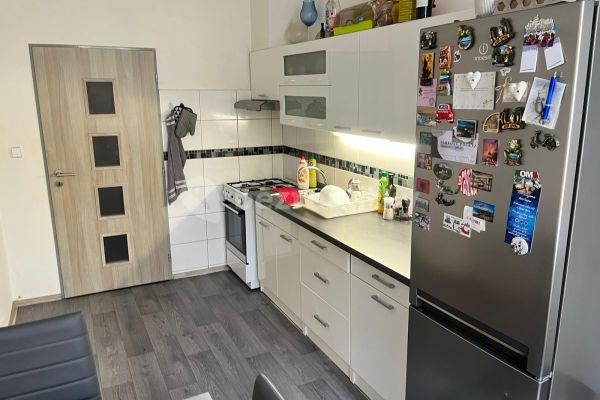 1 bedroom with open-plan kitchen flat to rent, 43 m², třída Legionářů, Jihlava