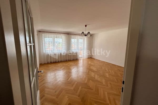 3 bedroom flat to rent, 78 m², Poděbradova, Brno