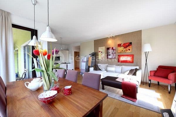 3 bedroom with open-plan kitchen flat to rent, 100 m², Boženy Jandlové, Praha