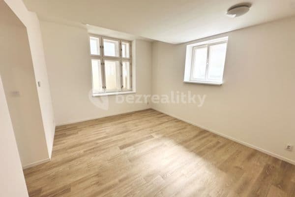 1 bedroom with open-plan kitchen flat for sale, 41 m², Svornosti, Praha