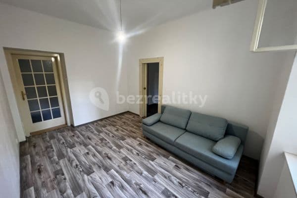 3 bedroom flat to rent, 89 m², Letohradská, Praha