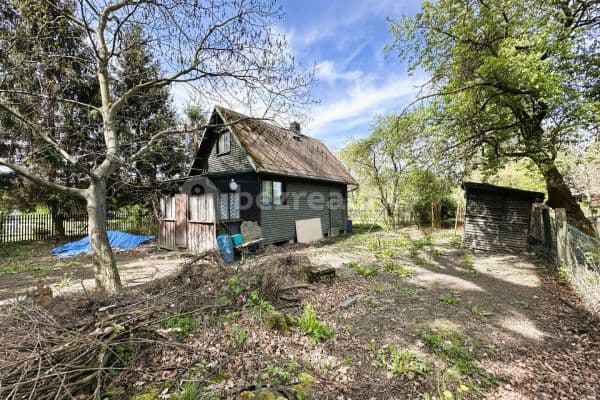 recreational property for sale, 598 m², Podzimní, 