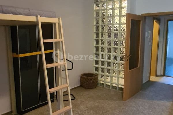 Studio flat for sale, 41 m², Záběhlická, Hlavní město Praha