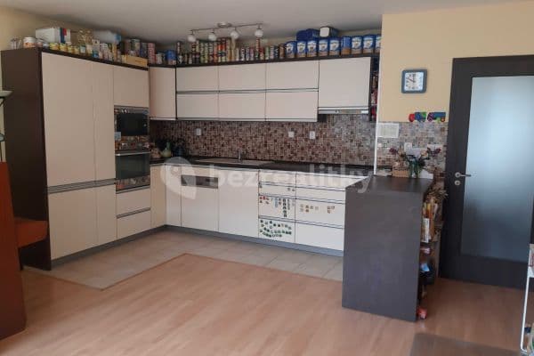2 bedroom with open-plan kitchen flat for sale, 89 m², Kovařovicova, Brno