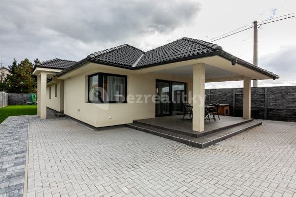 house for sale, 134 m², Spomyšl, 