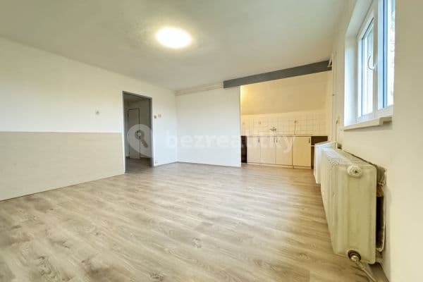 Studio flat for sale, 32 m², Branka, 