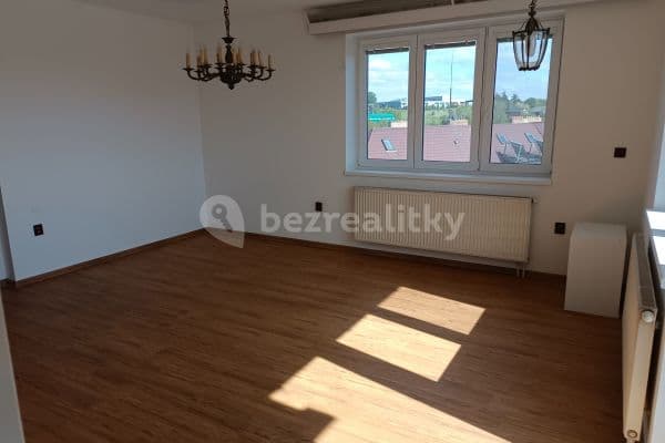 3 bedroom flat to rent, 69 m², Na Vyhlídce, Jihlava, Vysočina Region