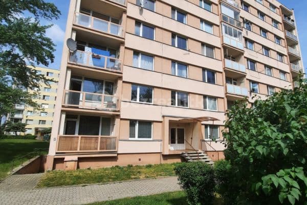 3 bedroom flat for sale, 63 m², V Zahradách, 