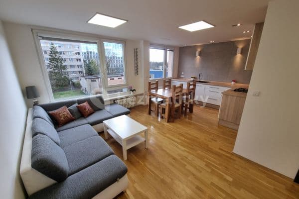 1 bedroom with open-plan kitchen flat to rent, 69 m², Pujmanové, Hlavní město Praha