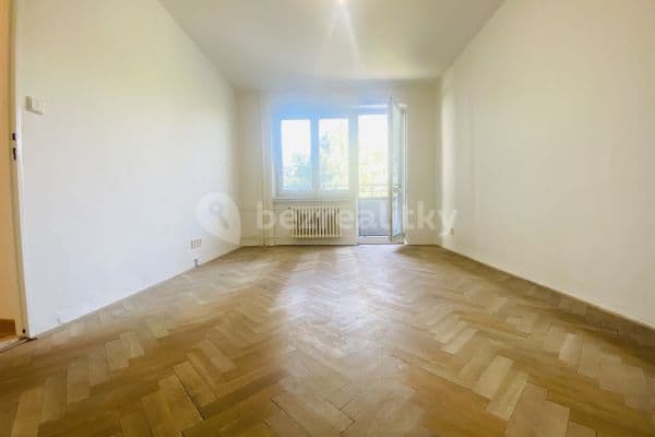 2 bedroom flat to rent, 48 m², Stojanovo náměstí, 