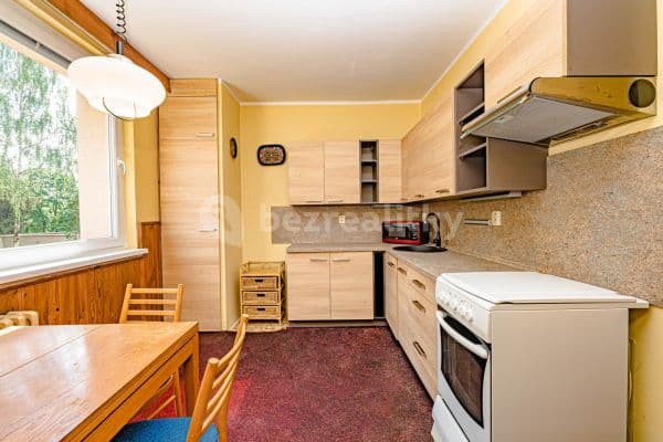 3 bedroom flat for sale, 74 m², Nad Stadionem, 