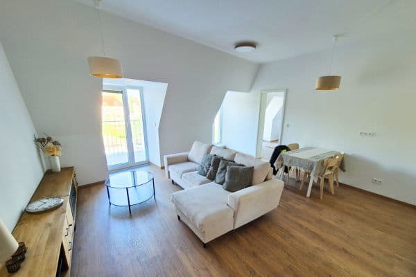 1 bedroom with open-plan kitchen flat to rent, 65 m², Týmlova, Praha 1 bedroom with open-plan kitchen flat to rent, 65 m², Týmlova, Praha