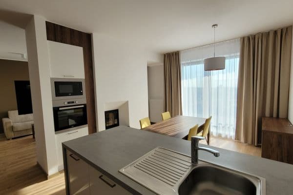 2 bedroom with open-plan kitchen flat to rent, 105 m², Mukařovského, Hlavní město Praha 2 bedroom with open-plan kitchen flat to rent, 105 m², Mukařovského, Hlavní město Praha