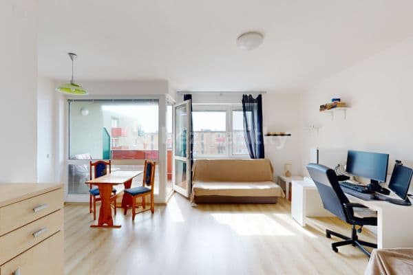 Studio flat to rent, 40 m², Hvozdecká, Brno, Jihomoravský Region Studio flat to rent, 40 m², Hvozdecká, Brno, Jihomoravský Region