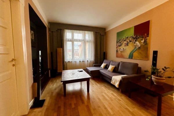 2 bedroom with open-plan kitchen flat to rent, 73 m², Čajkovského, Praha 2 bedroom with open-plan kitchen flat to rent, 73 m², Čajkovského, Praha