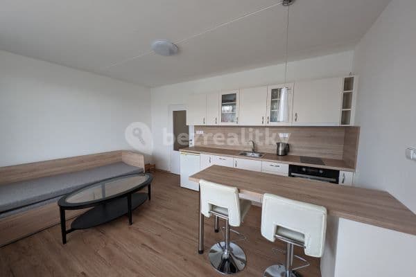 Small studio flat to rent, 35 m², Mařatkova, Praha Small studio flat to rent, 35 m², Mařatkova, Praha