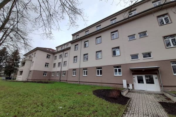 Studio flat to rent, 21 m², Slepá, Milovice Studio flat to rent, 21 m², Slepá, Milovice