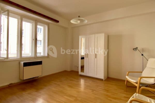 1 bedroom flat to rent, 39 m², Viklefova, Praha 1 bedroom flat to rent, 39 m², Viklefova, Praha