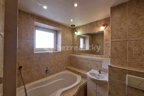 3 bedroom flat to rent, 70 m², Samoljovova, Ostrava 3 bedroom flat to rent, 70 m², Samoljovova, Ostrava