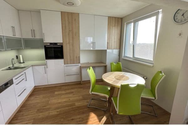 Studio flat to rent, 34 m², 17. listopadu, Mladá Boleslav Studio flat to rent, 34 m², 17. listopadu, Mladá Boleslav