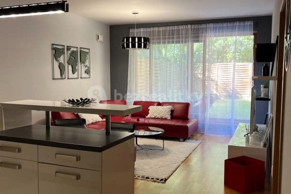 1 bedroom with open-plan kitchen flat to rent, 56 m², Varhulíkové, Praha 1 bedroom with open-plan kitchen flat to rent, 56 m², Varhulíkové, Praha