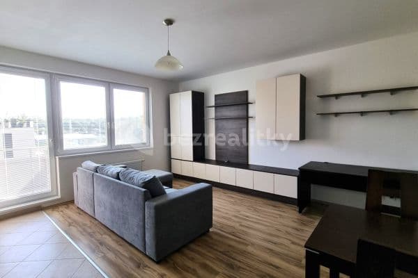 1 bedroom with open-plan kitchen flat to rent, 43 m², U Uhříněveské obory, Praha 1 bedroom with open-plan kitchen flat to rent, 43 m², U Uhříněveské obory, Praha