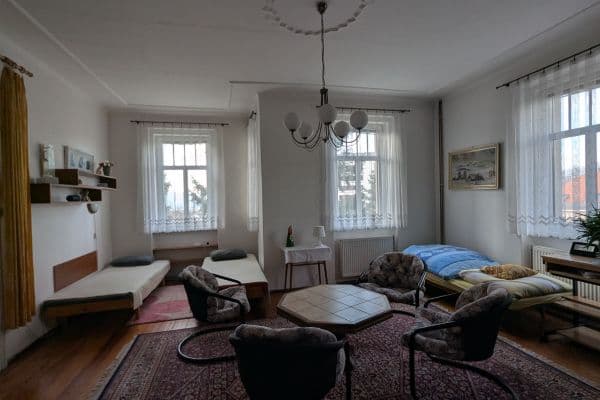 2 bedroom with open-plan kitchen flat to rent, 110 m², Rooseveltova, Ústí nad Labem, Ústecký Region 2 bedroom with open-plan kitchen flat to rent, 110 m², Rooseveltova, Ústí nad Labem, Ústecký Region